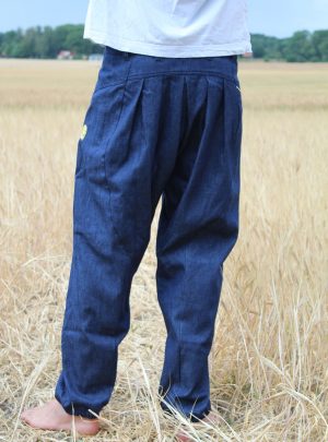 pleated design of drop crotch baggy denim pants